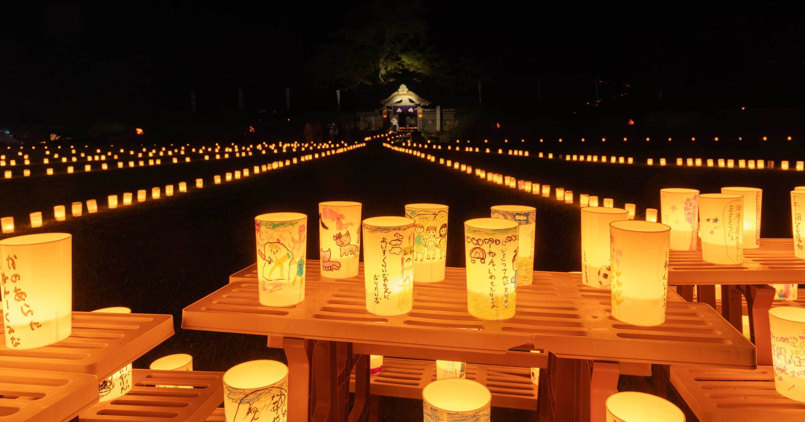 一乗谷朝倉氏遺跡を彩る万灯夜の灯り